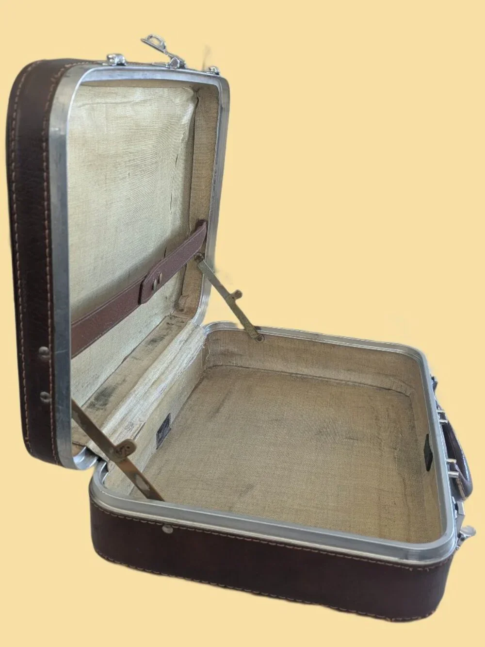 Vintage ventura briefcase